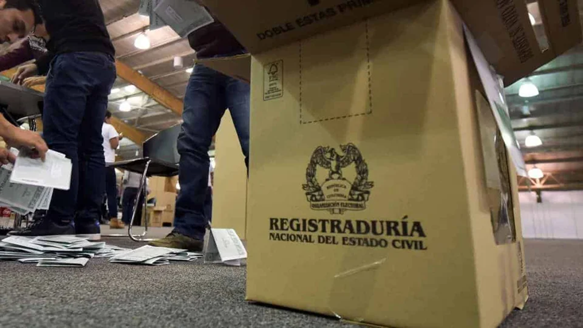 Despliegue de seguridad en el Darién y Urabá: Policía custodia puestos de votación y material electoral