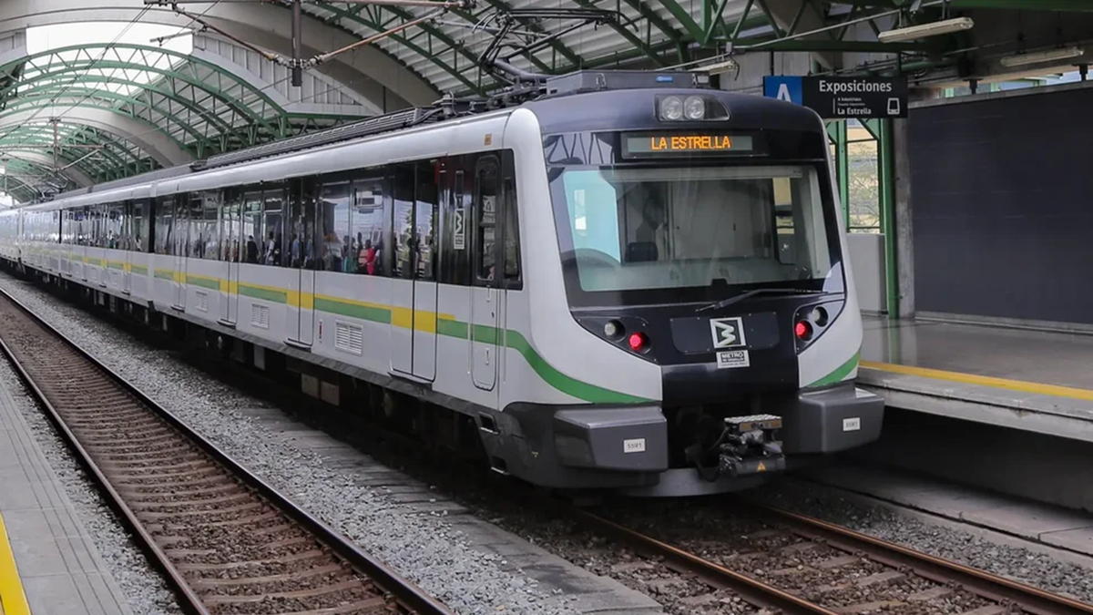 El Metro de Medellín opera hoy con tarifa cero en las líneas A, B, el Tranvía y la mayoría de Metrocables para facilitar la movilidad de los votantes durante la jornada electoral