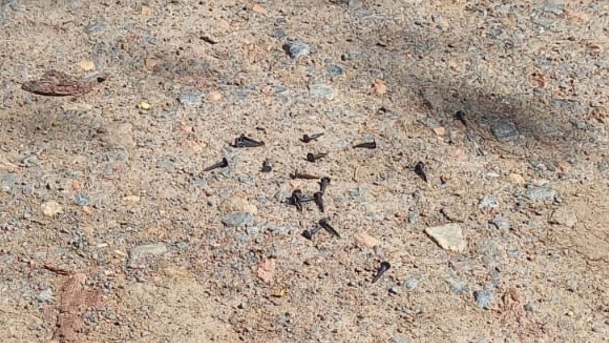 Tachuelas en vías de San Gil