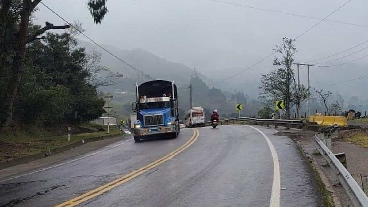 Camioneros reclaman a MinTransporte por vía al Llano