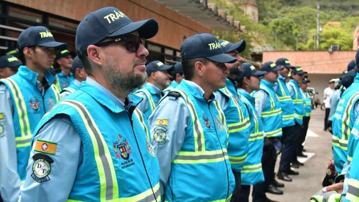 Reguladores de tránsito en Bucaramanga