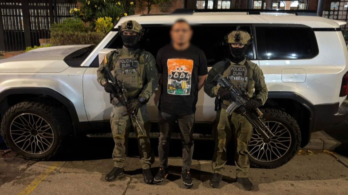 Alias “Alonso” fue presentado ante un Juez de Control de Garantías, donde la Fiscalía le imputó cargos por el delito de concierto para delinquir agravado con fines de homicidio.