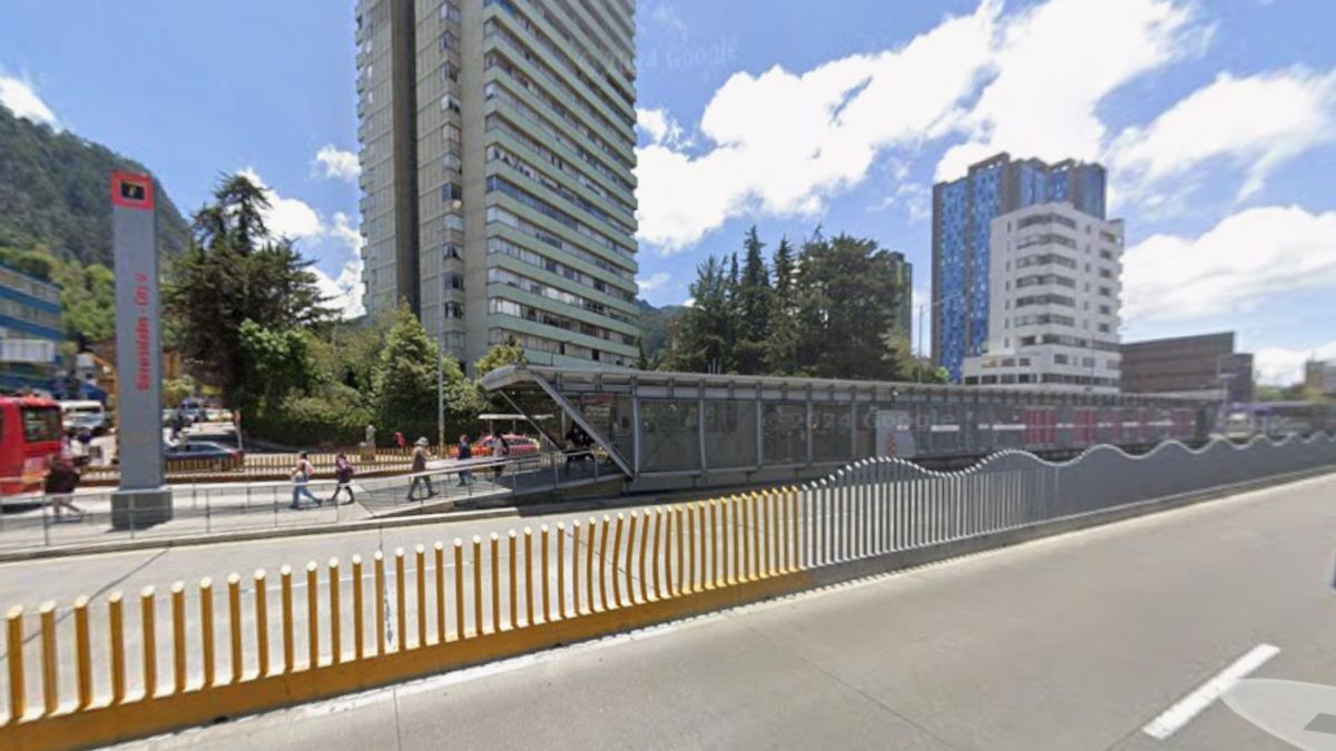 Estación de TransMilenio Universidades