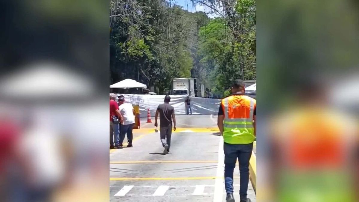 Protestas en el peaje Curití por falta de mantenimientos.