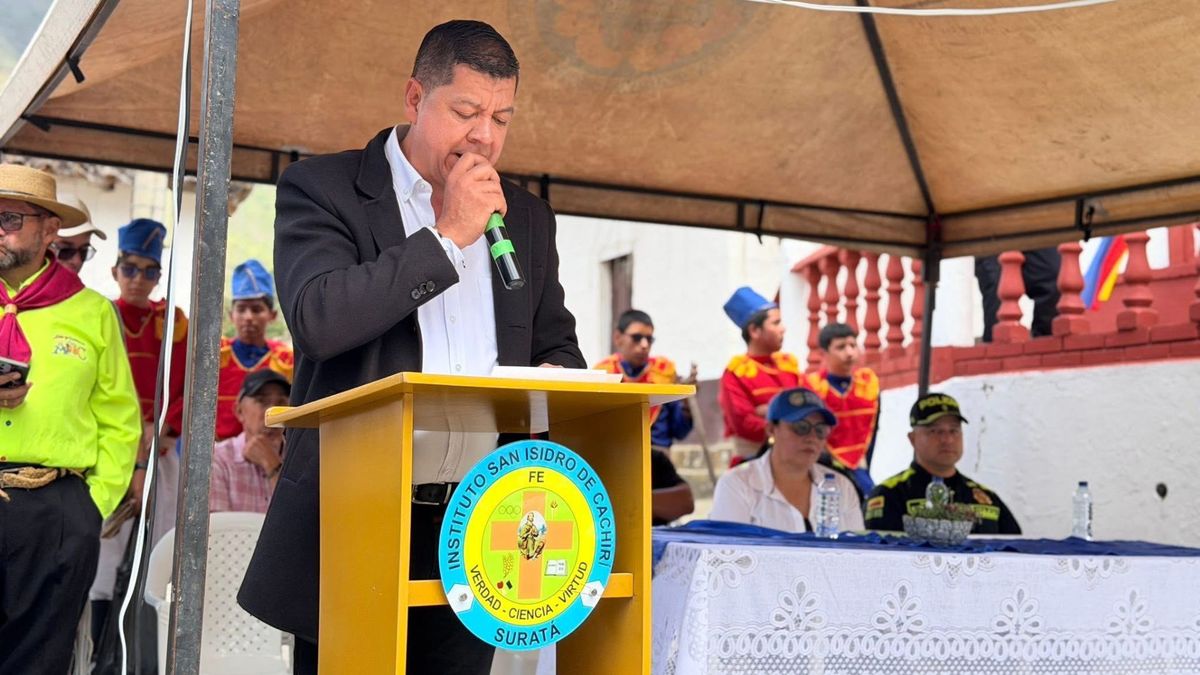 Ecxon Jerónimo Pabón Vega, alcalde de Suratá