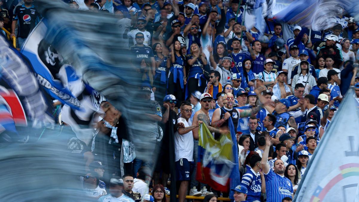 Hinchas de Millonarios en El Campín