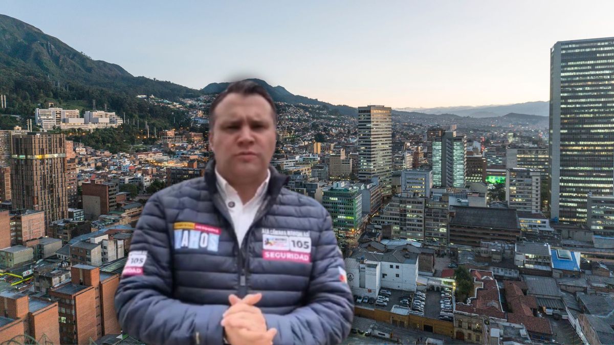 Concejal Óscar Ramírez Vahos y de fondo vista panorámica de Bogotá