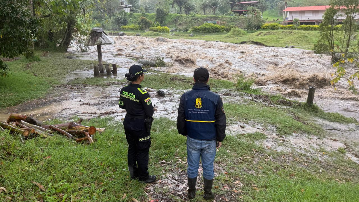 Varios vehículos quedaron atrapados