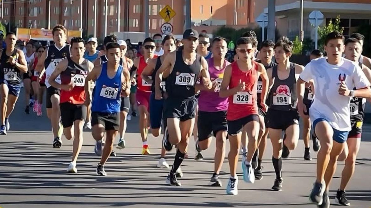Atletas en el Campeonato Nacional de Carreras de Ruta