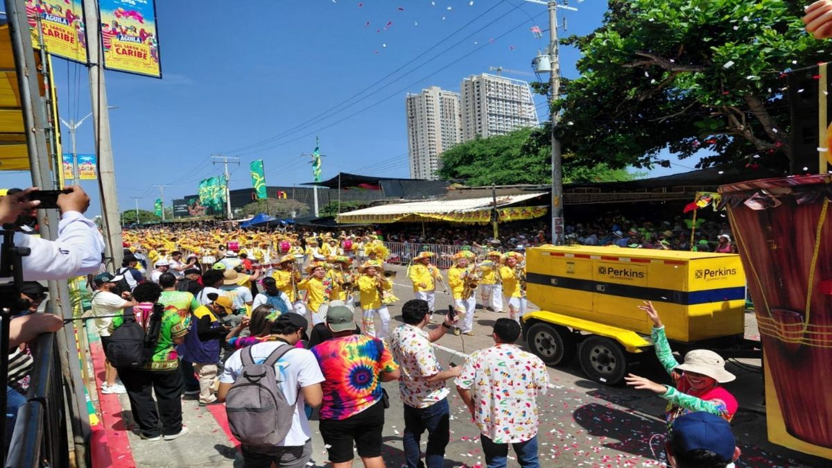 Banda de Baranoa en desfile