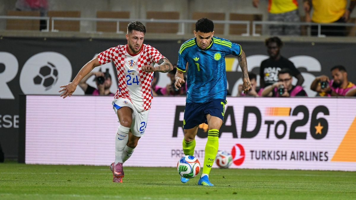 Luis Díaz jugando contra Croacia