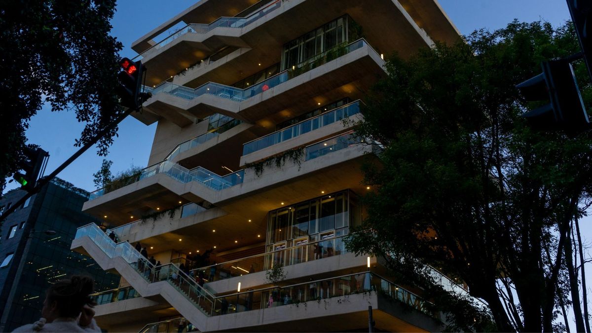 Fachada del Centro de Felicidad de Chapinero