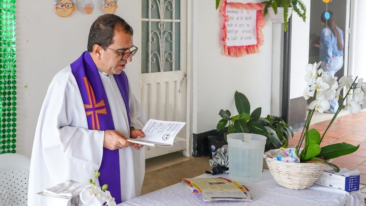 Bayron Alexander Martínez, párroco de Landázuri