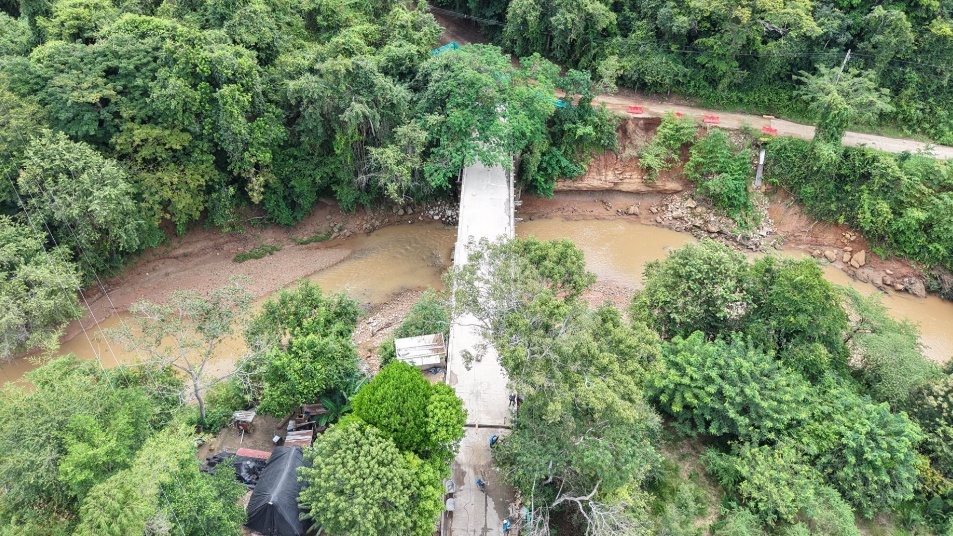  Puente vehicular Tambores