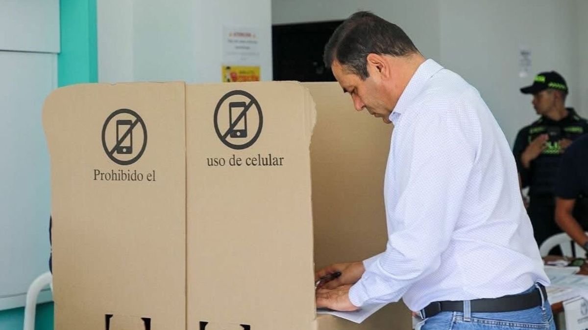 Juvenal Díaz, gobernador de Santander - votaciones - elecciones