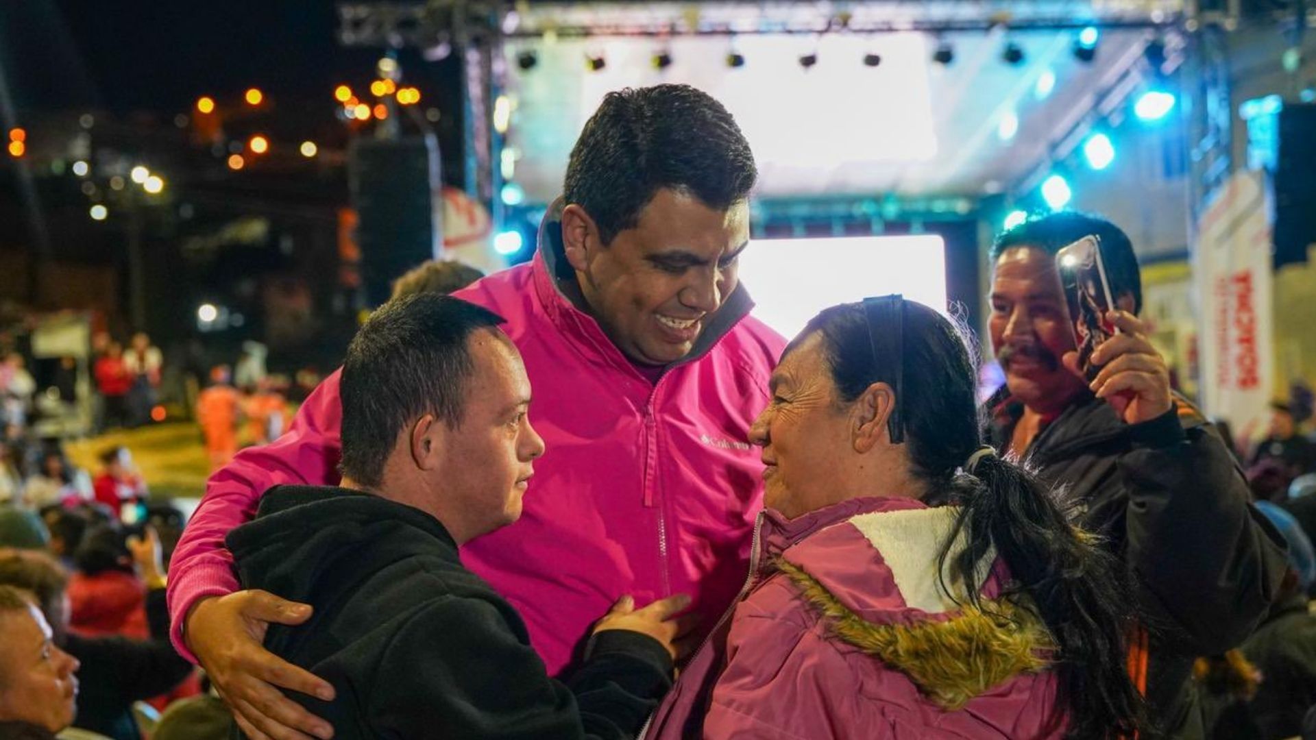 Soacha estrenó servicio vecinos ya no andarán como topos buscando la entrada de la casa