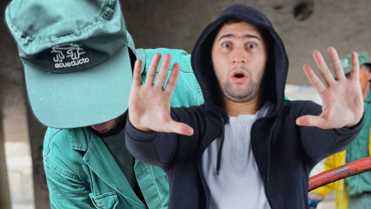 Funcionario de la Empresa de Acueducto y Alcantarillado - hombre asustado