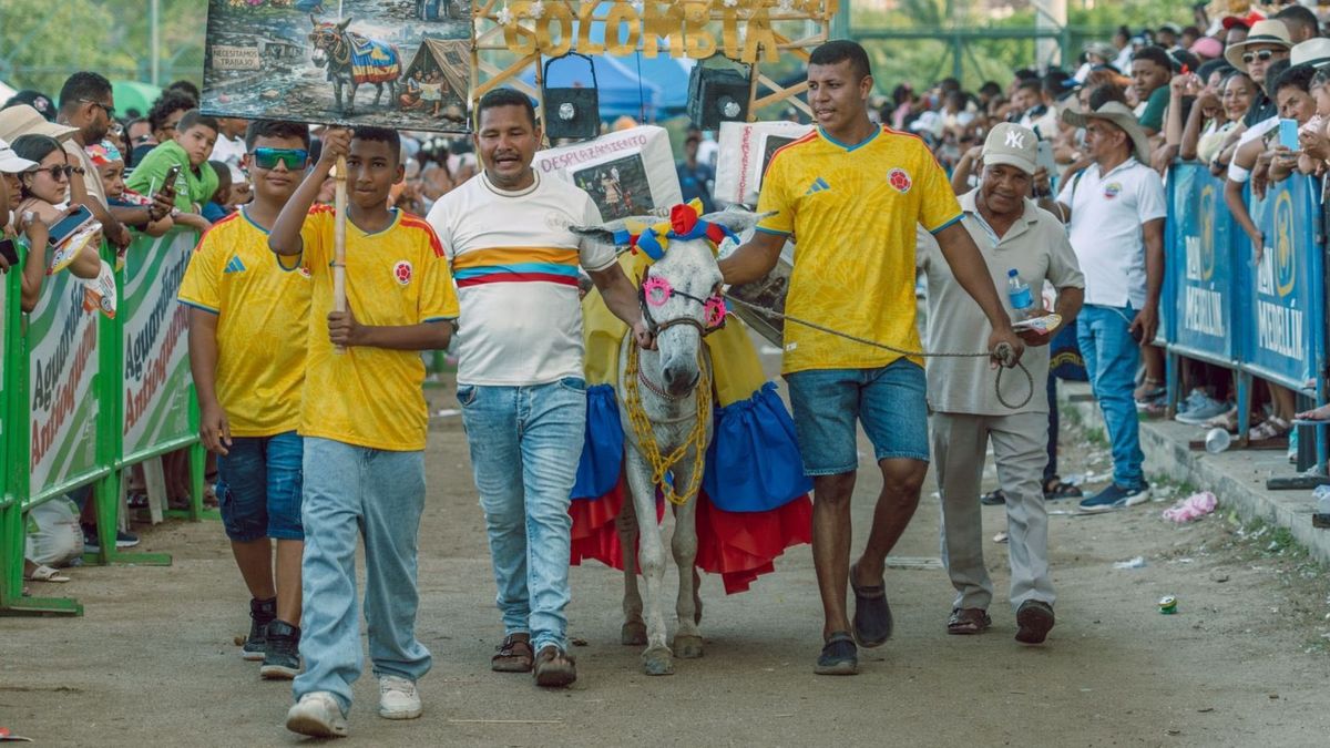Desfile en el Festival Nacional del Burro