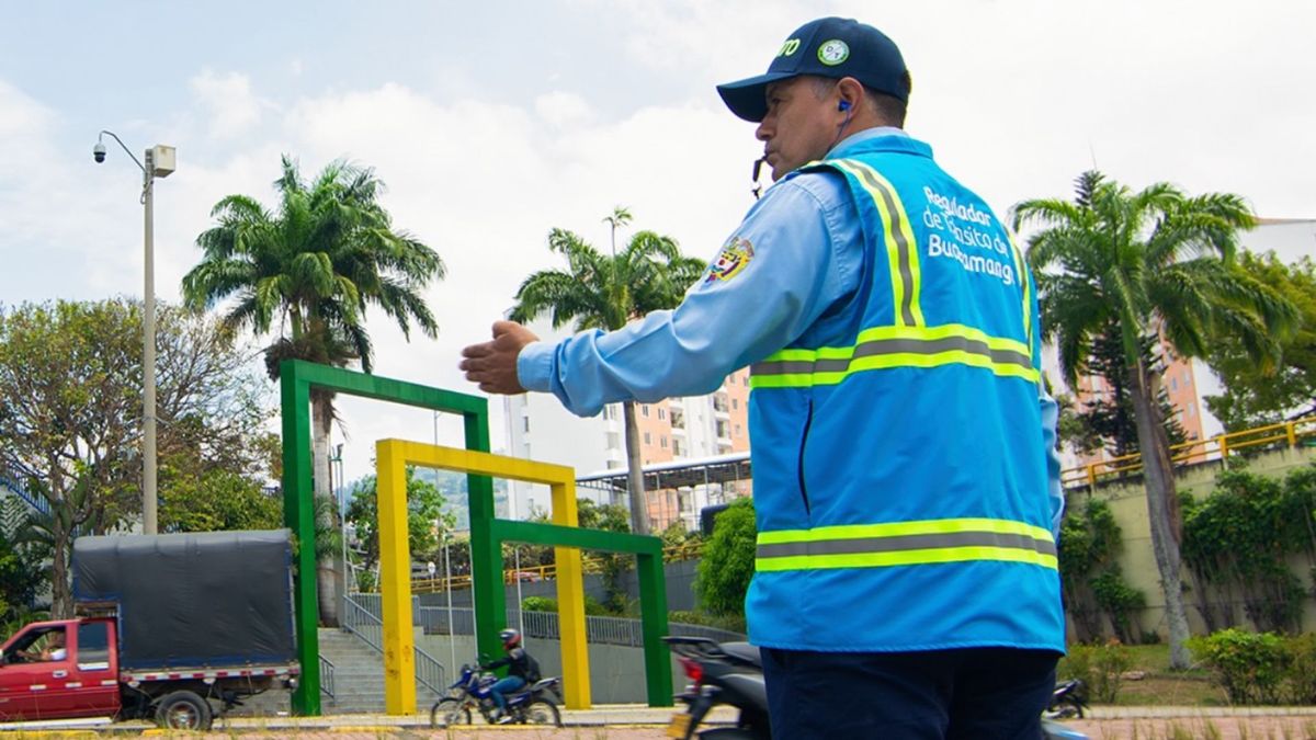 Pico y placa Bucaramanga tránsito 2026