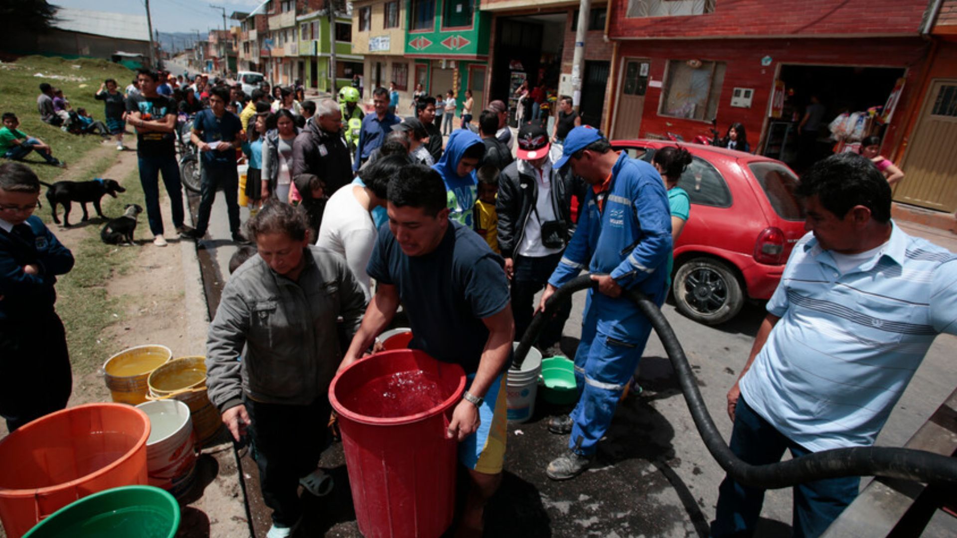 Cortes de agua Bogotá abril 13 al 17 de 2026: Lista de barrios y municipios