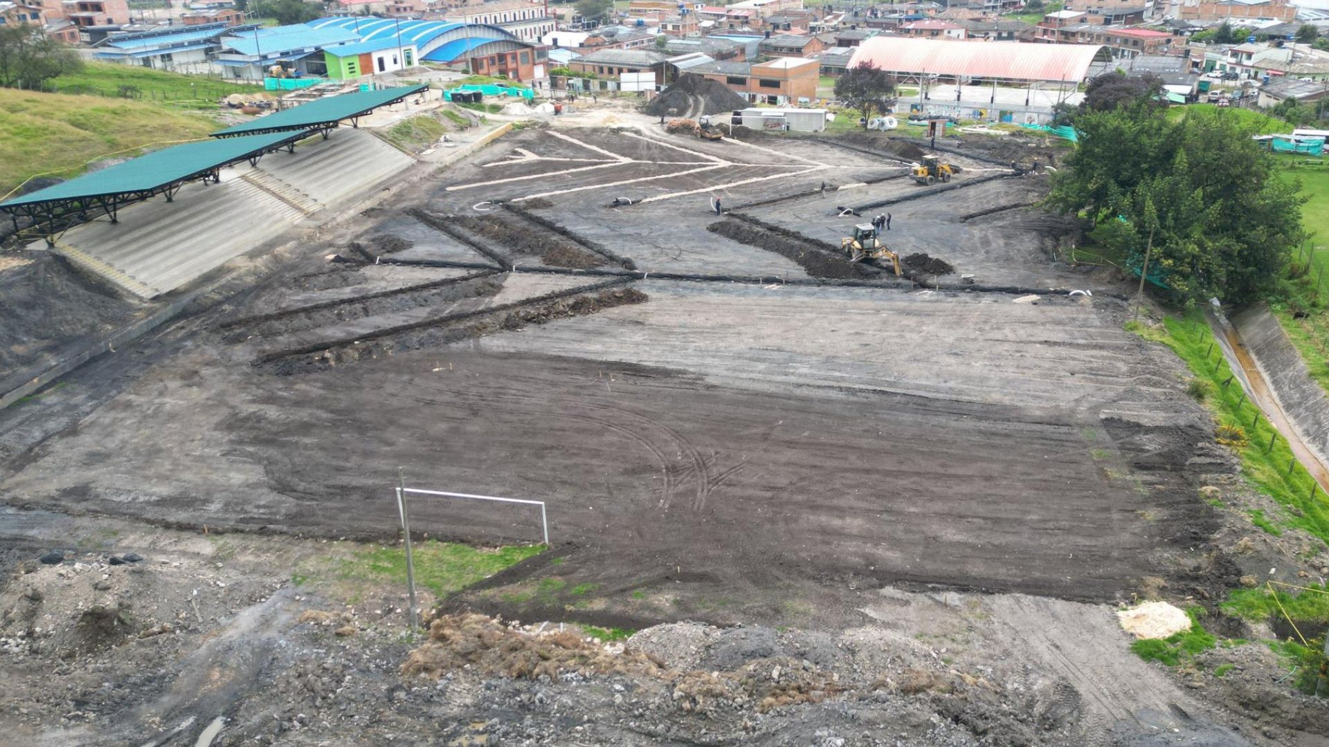 Estadio de lujo en Cundinamarca ganan deportistas y comerciantes