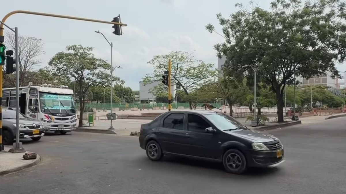 Carros en las vías de Cúcuta