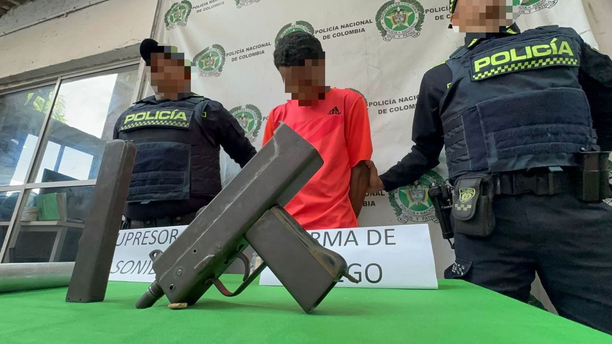 Captura alias "El Palomo", se le incautó una mini uzi