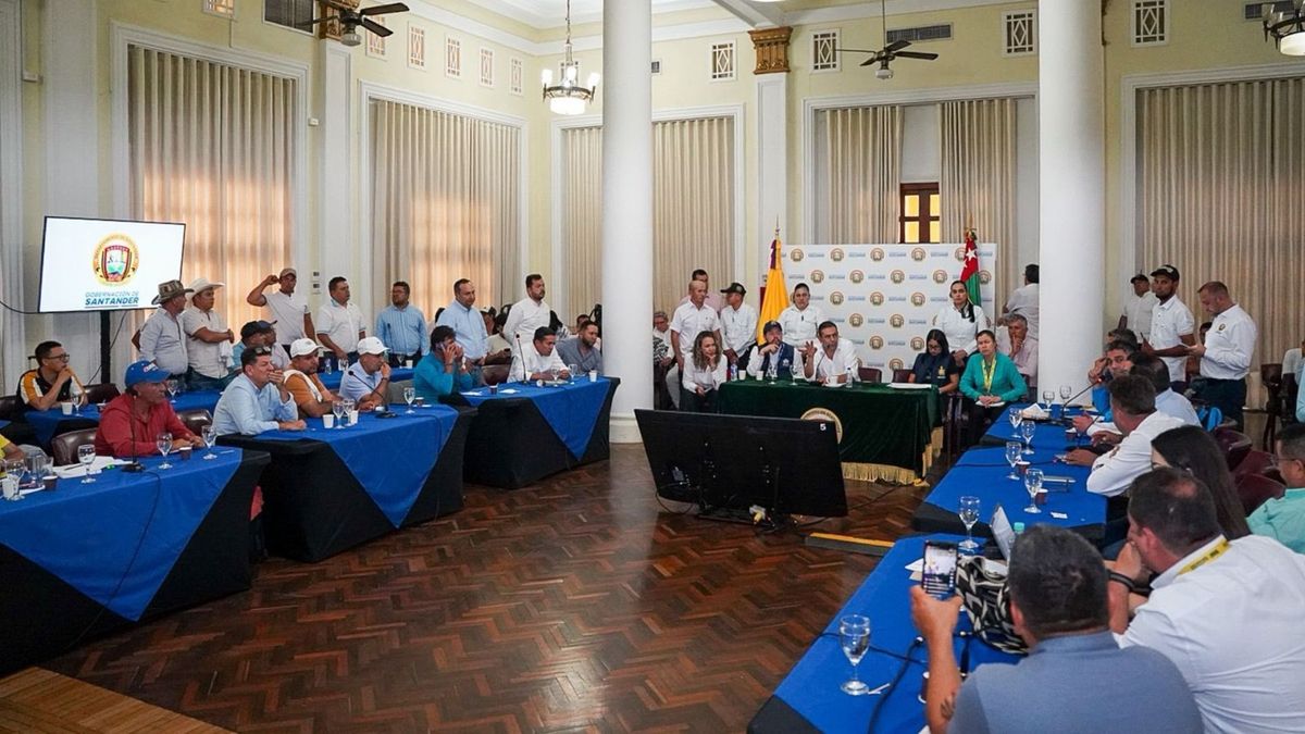 Mesa de concertación por el paro campesino en Santander