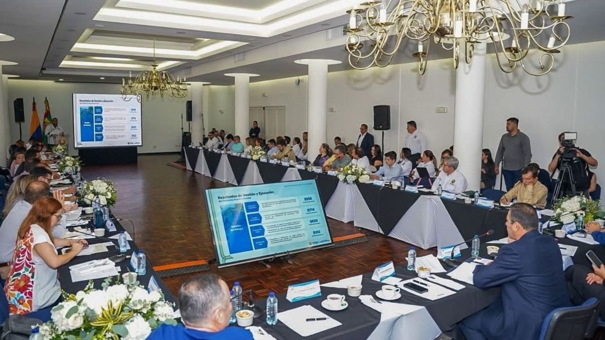 Reunión de congresistas y gobernador de Santander