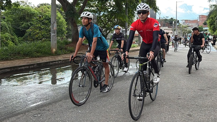 Ciclistas vías de Bucaramanga