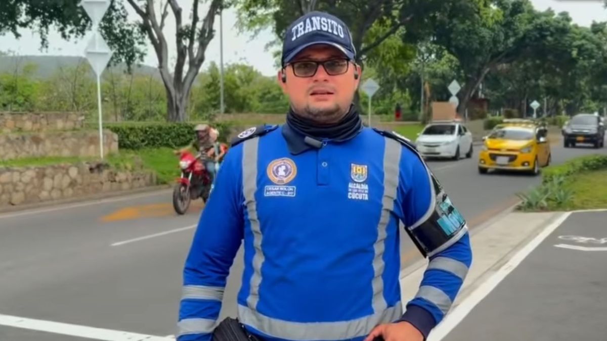 Agente de tránsito Cúcuta - movilidad