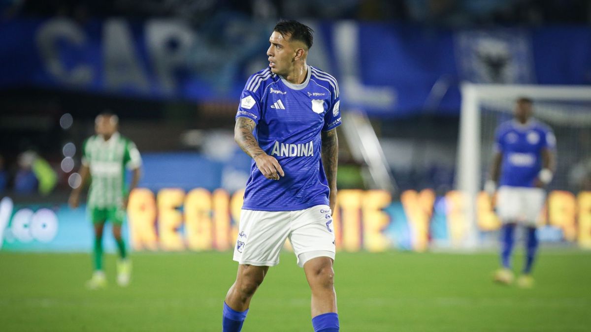 Rodrigo Contreras en un partido con Millonarios