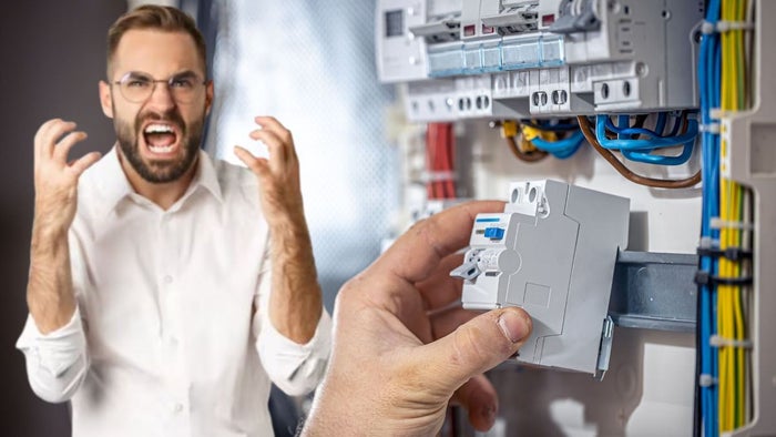 Cortes de luz - hombre molesto