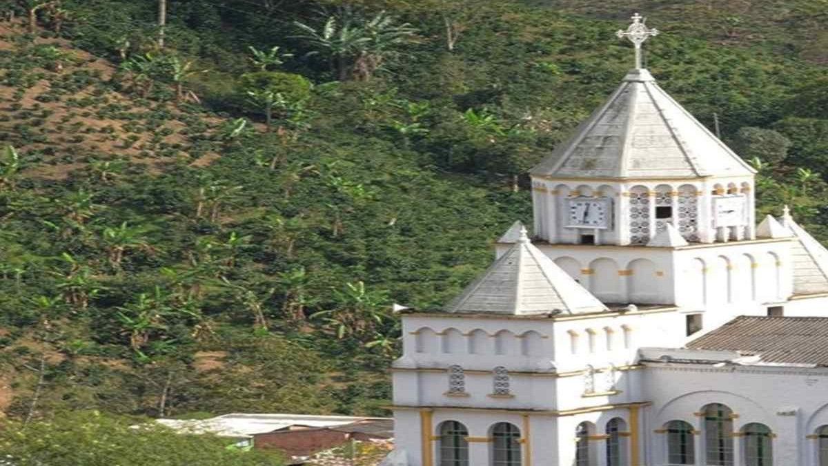 Operación en Betulia deja tres presuntos miembros del Clan del Golfo muertos, entre ellos un cabecilla