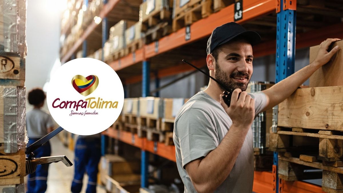 Logo de ComfaTolima y trabajador de bodega
