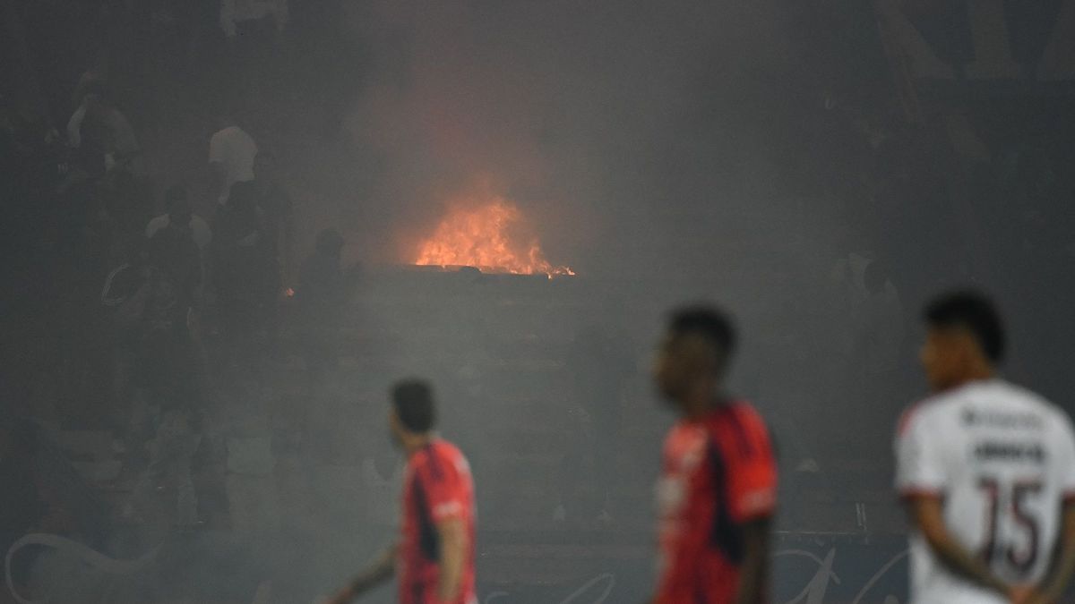 Protesta DIM vs. Flamengo en Libertadores