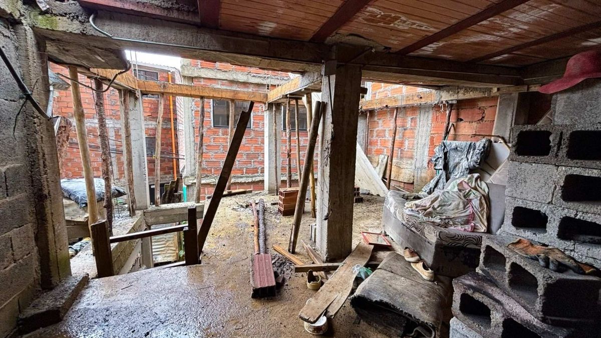 Medellín: desacato en obras ilegales de Manrique con multas millonarias en juego