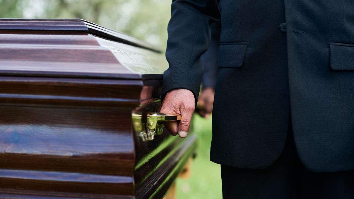 Cuerpo permaneció dos días en carroza fúnebre en Pereira