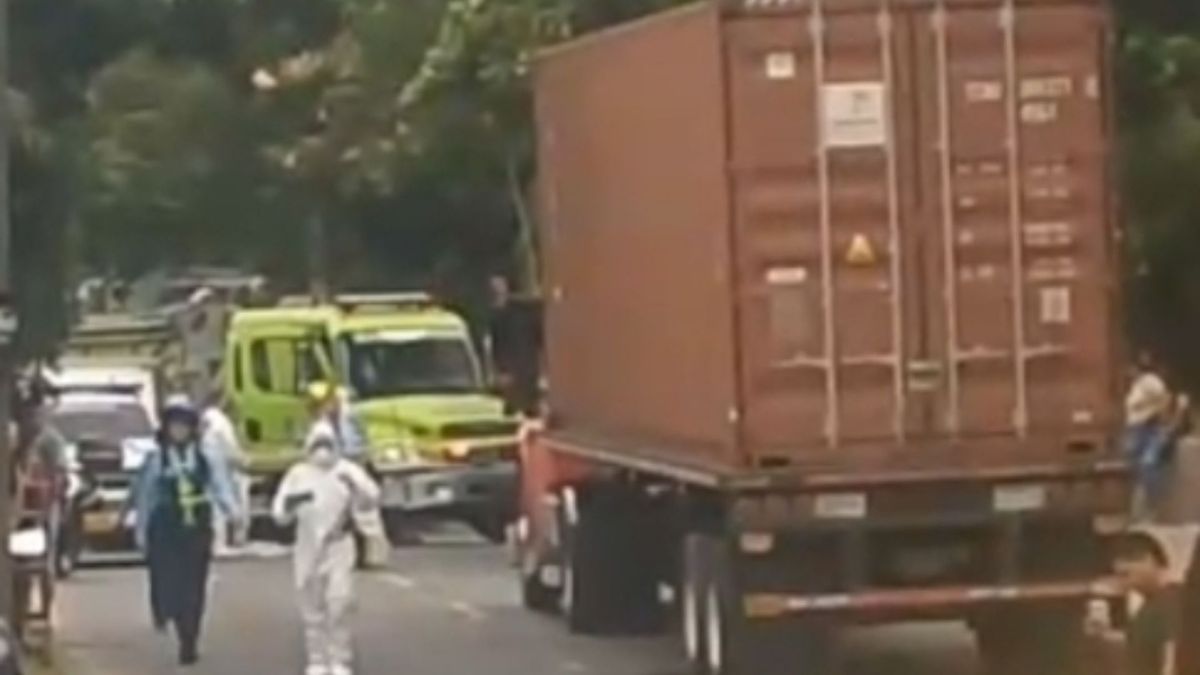 Accidente de tránsito en la avenida Paralela