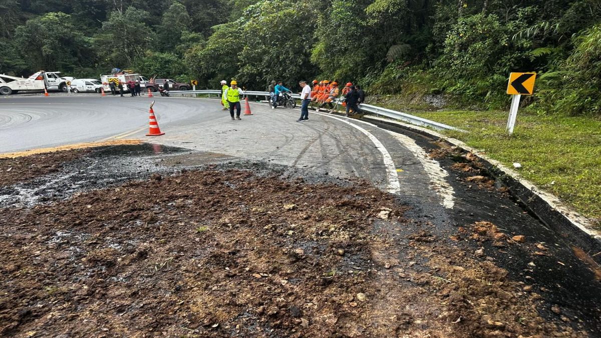 Derrame de Petróleo Crudo en la vía Cauca - Huila | Derrame de Hidrocarburos | Daño Ambiental | Mayo 2026