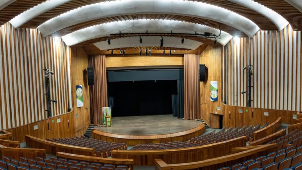 Auditorio Luis A. Calvo - UIS - Bucaramanga