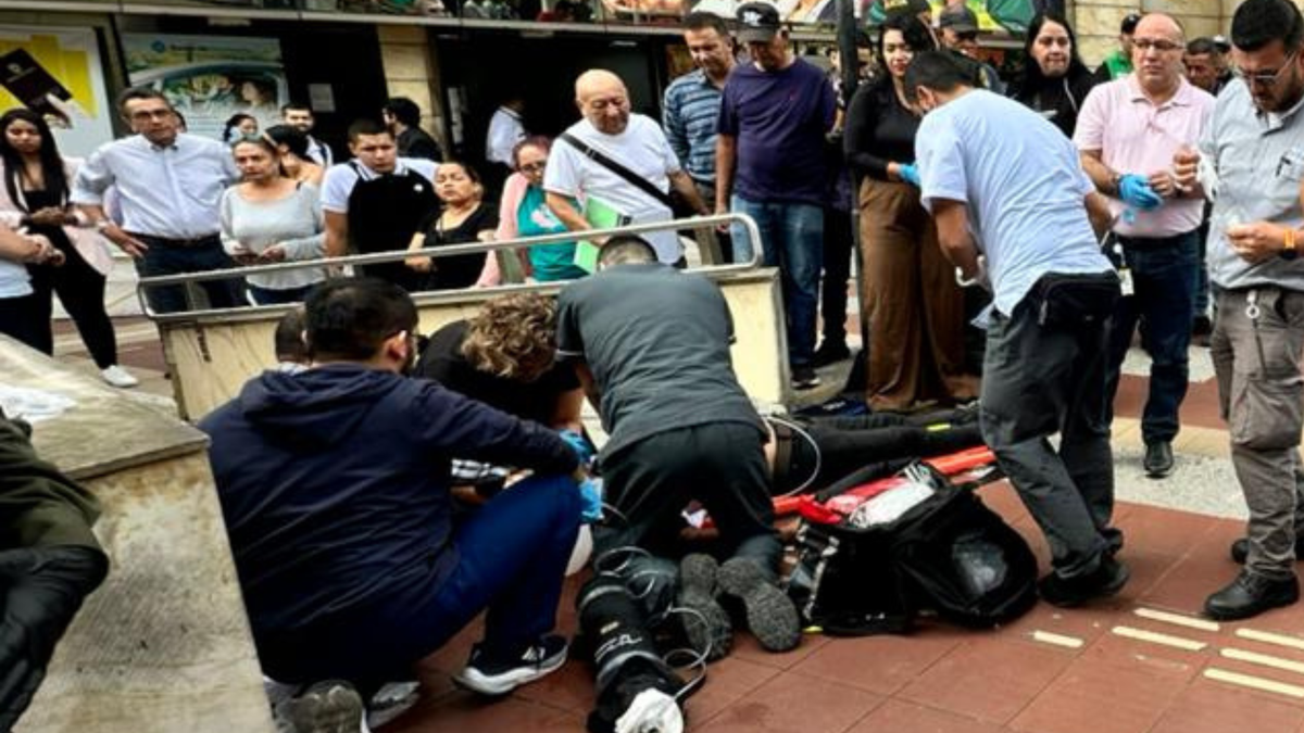 Según testigos, pasaron más de 45 minutos hasta que llegó la ambulancia