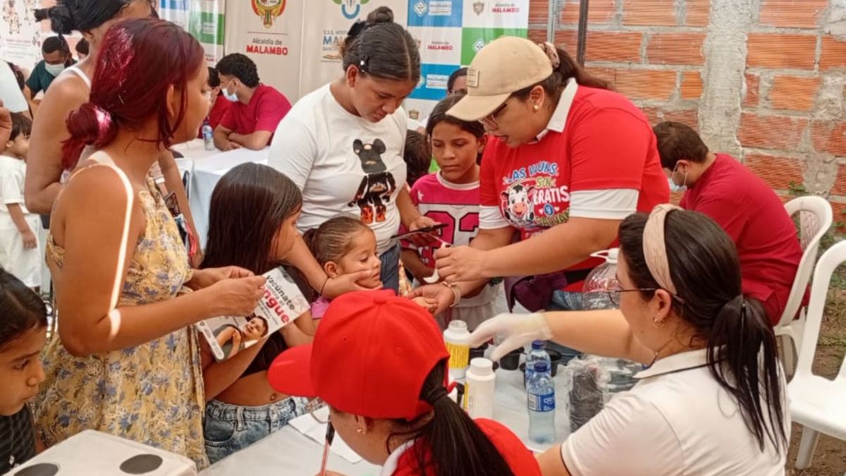 Malambo expanden campaña de vacunación contra el dengue con jornadas casa a casa