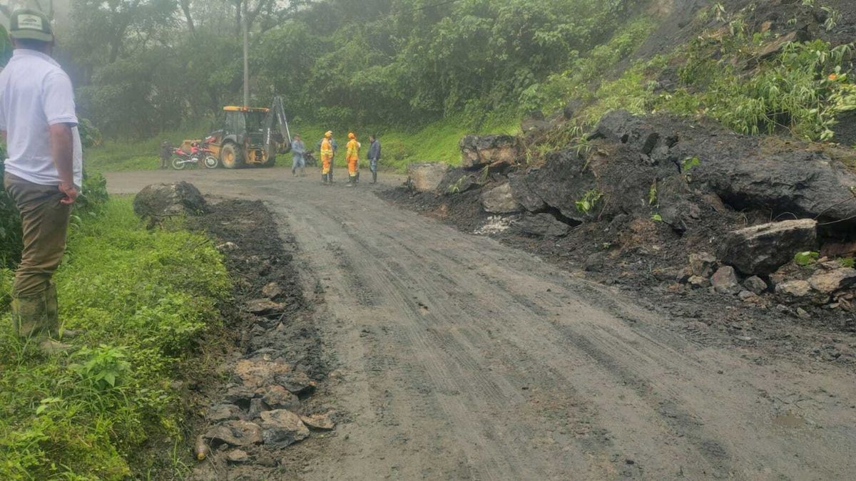 Cierre parcial en la vía Tunja - Miraflores por caída de rocas
