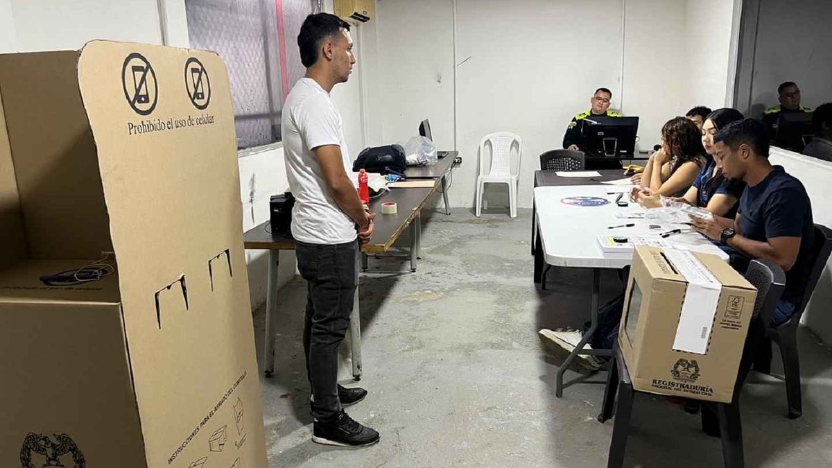 Mesa votación CDT Neiva