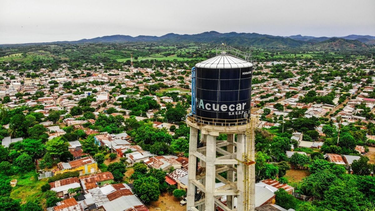 Acuecar S.A. E.S.P.Acuecar S.A. E.S.P. es la empresa prestadora de los servicios de Acueducto y Alcantarillado en el Municipio de El Carmen de Bolívar.