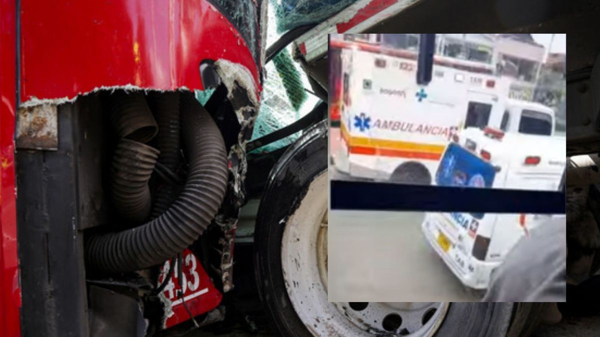 Fuerte choque entre dos buses de TransMilenio deja varios heridos Nueve ambulancias atienden la emergencia