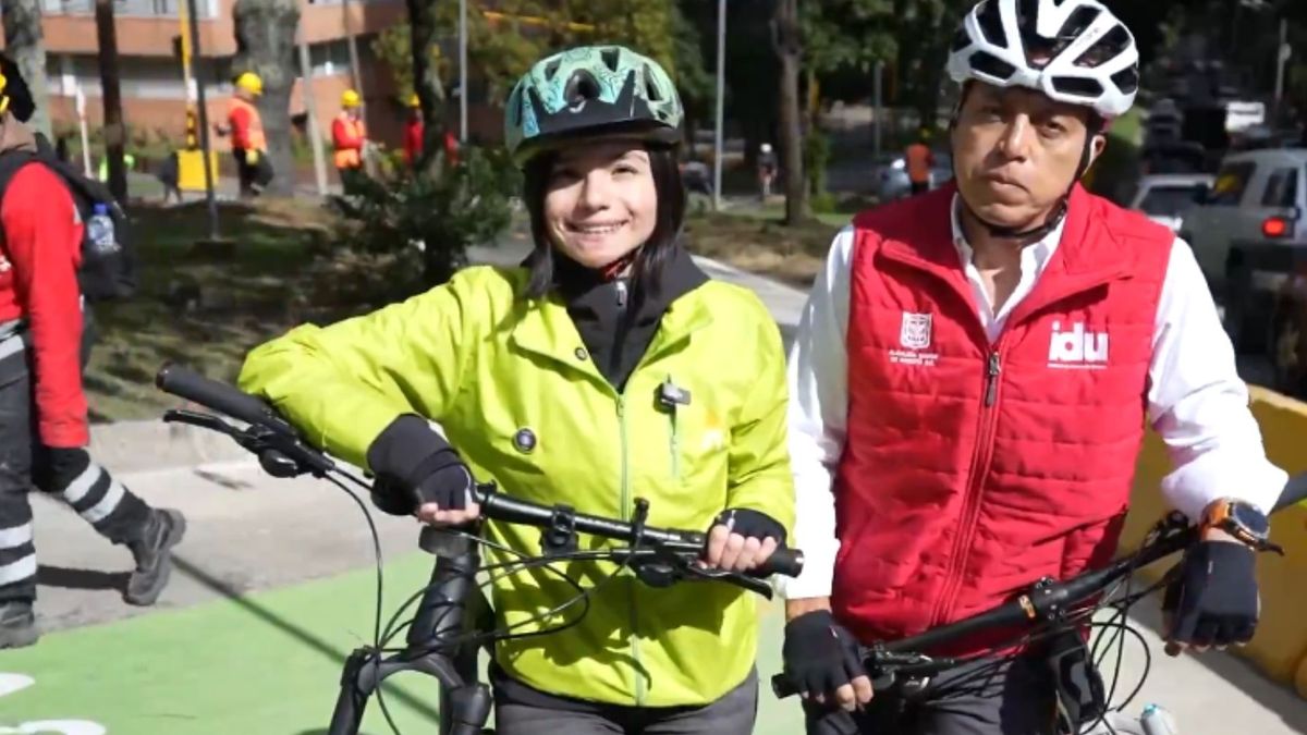 Bogotá cierran tramo de ciclorruta por construcción subterránea