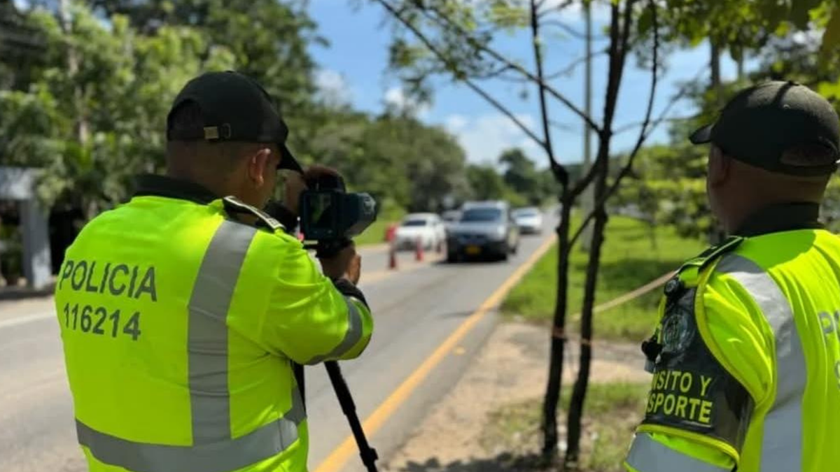 Policías en vías de Bolívar