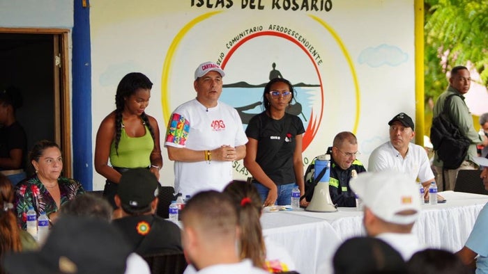 Reunión por quejas en servicios de agua y energía en Cartagena